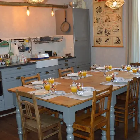 Aux 4 Saules De 4 Wilgen Bed & Breakfast 3*