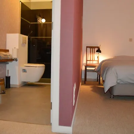 Aux 4 Saules De 4 Wilgen Bed & Breakfast Modave