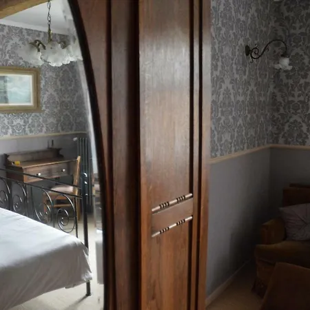 Aux 4 Saules De 4 Wilgen Bed & Breakfast
